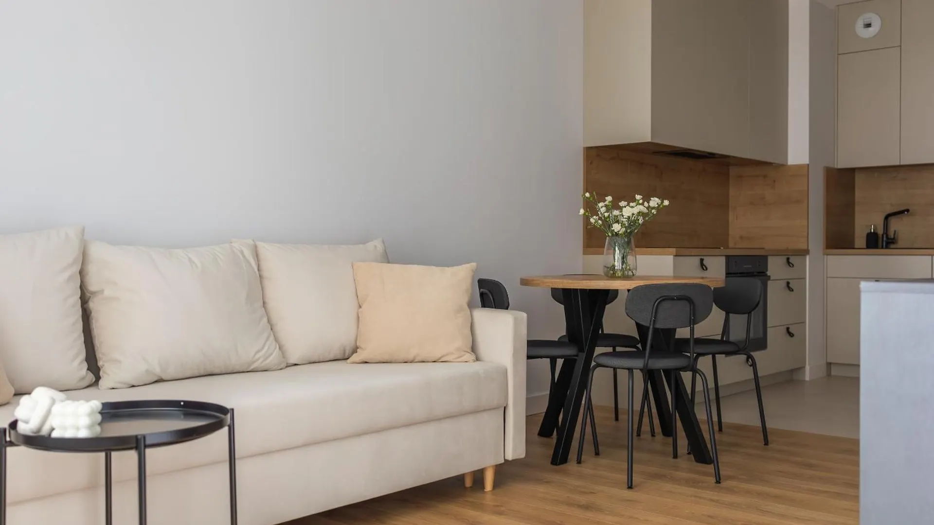 Glow Apartments - Apartament Amazonia Jagiellonska Gdansk 0*,  Poland